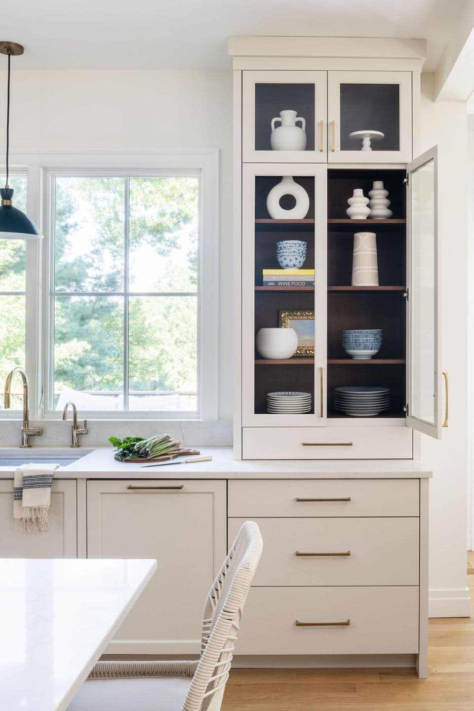 Custom kitchen cabinets by Bethesda Contracting